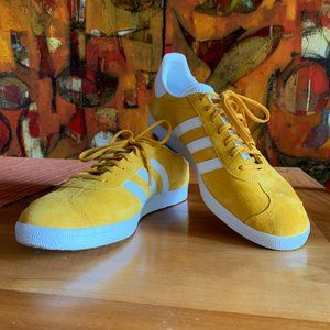 Men's Adidas Gazelles, Gold size 13